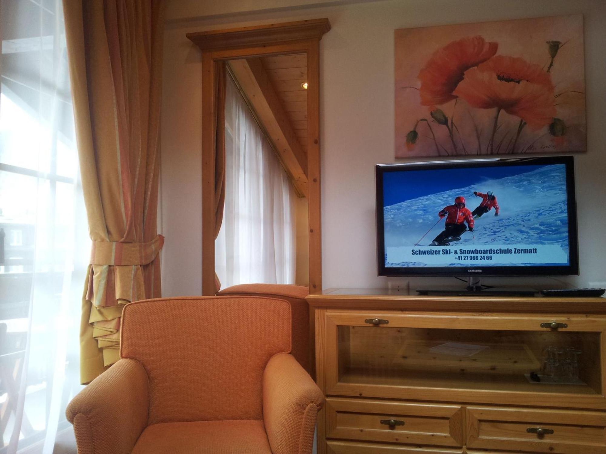 Hotel Dufour Chalet - Adults Only Церматт Номер фото