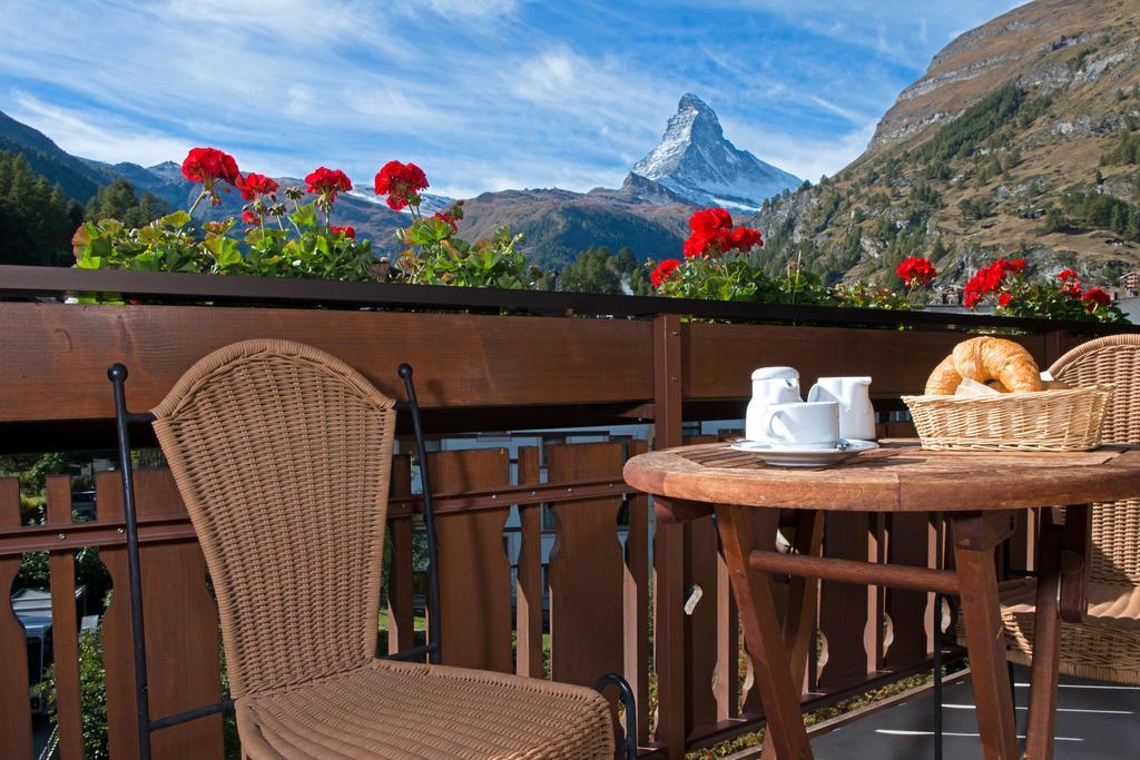 Hotel Dufour Chalet - Adults Only Церматт Экстерьер фото